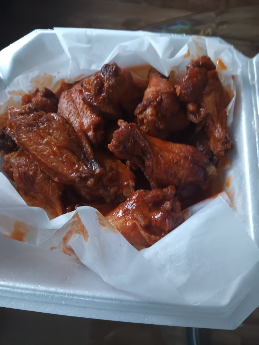 Lisa's Restaurant And Lounge-5